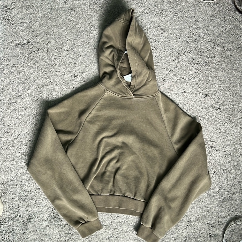 Cropped Hoodie